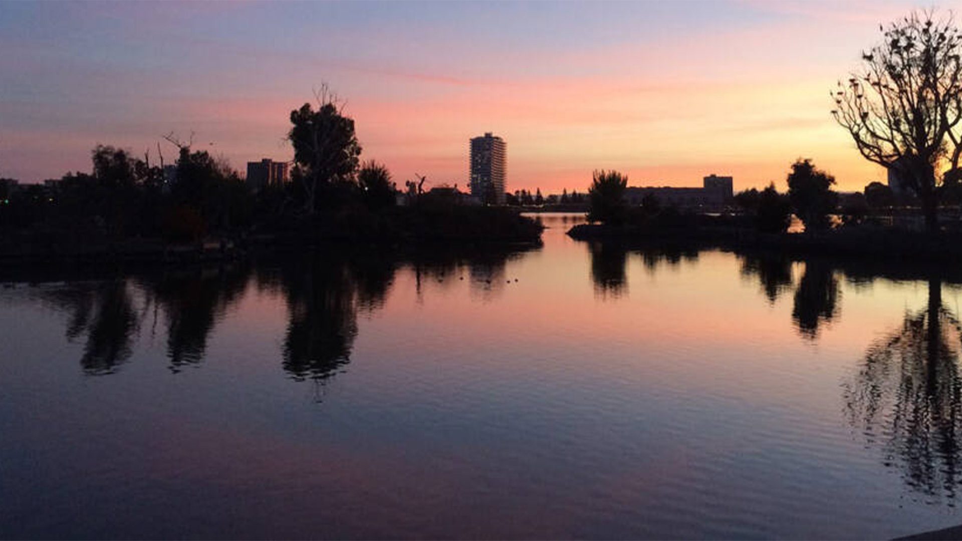 Lake Merritt at sunset